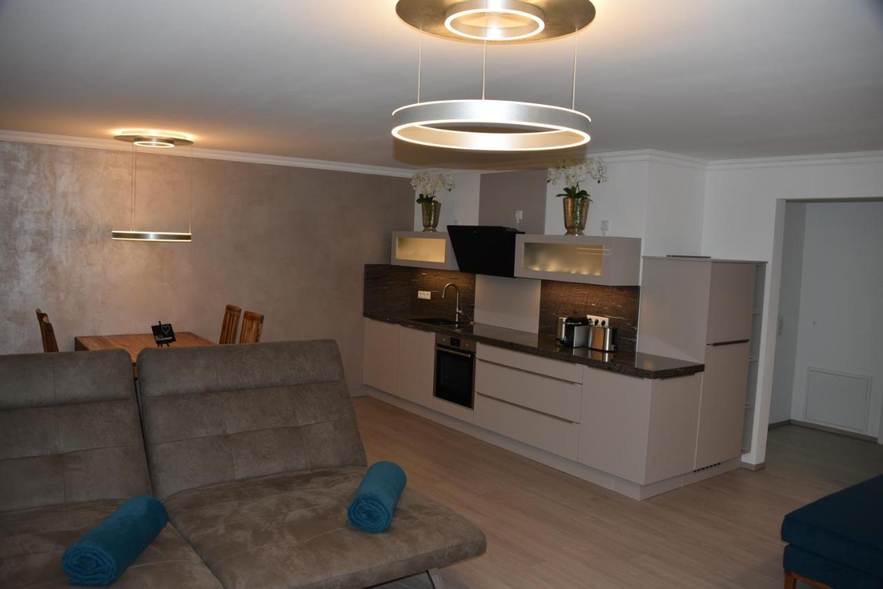 Appartement Antike & Modern Deluxe 2 Mit Terrasse à Leipheim Extérieur photo